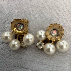 Vintage Made in Austria Clip-On Earrings – Faux Pearls &‎ AB Rhinestones